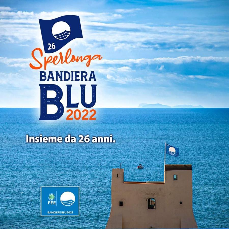 Bellissima Villa Fronte Mare Bandiera Blu Sperlonga Exteriör bild